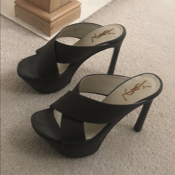 Olive YSL Heels - Picture 2 of 6